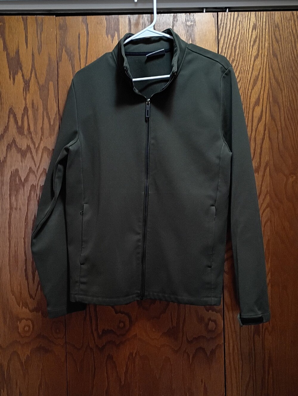 Lightweight Olive Green Full-Zip Men's Jacket